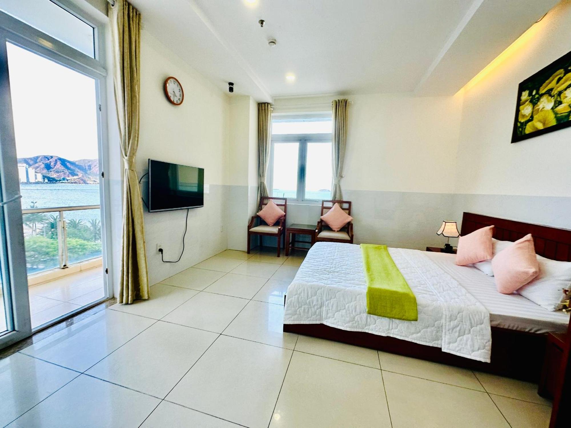 Hon Chong Hotel Nha Trang Exterior foto